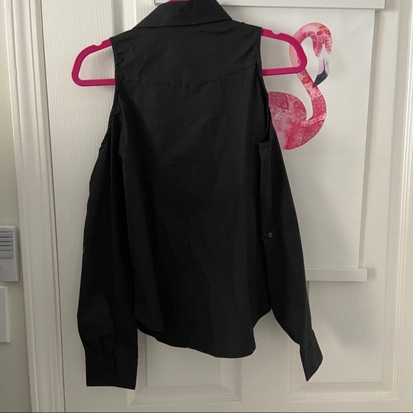 Open Shoulder Button Up - Picture 3 of 3